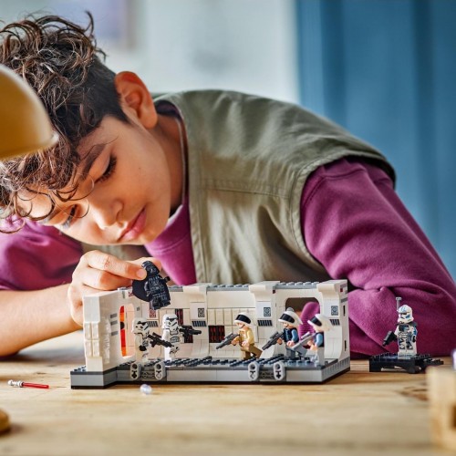 Lego Star Wars Tantive IV'e Biniş 75387 - 8 Yaş ve Üzeri İçin Yapım Seti (502 Parça) Lego Star Wars Tantive IVe Biniş 75387 - 8 Yaş ve Üzeri İçin Yapım Seti (502 Parça)