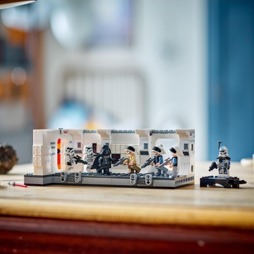 Lego Star Wars Tantive IV'e Biniş 75387 - 8 Yaş ve Üzeri İçin Yapım Seti (502 Parça) Lego Star Wars Tantive IVe Biniş 75387 - 8 Yaş ve Üzeri İçin Yapım Seti (502 Parça)