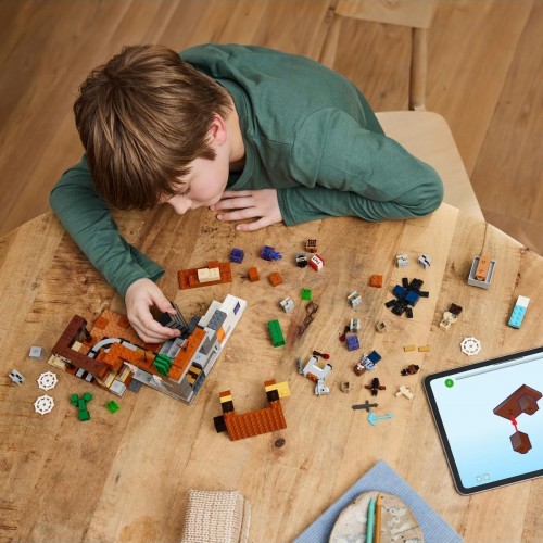 Lego Minecraft Çorak Arazi Maden Kuyusu 21263 (538 Parça) Lego Minecraft Çorak Arazi Maden Kuyusu 21263 (538 Parça)