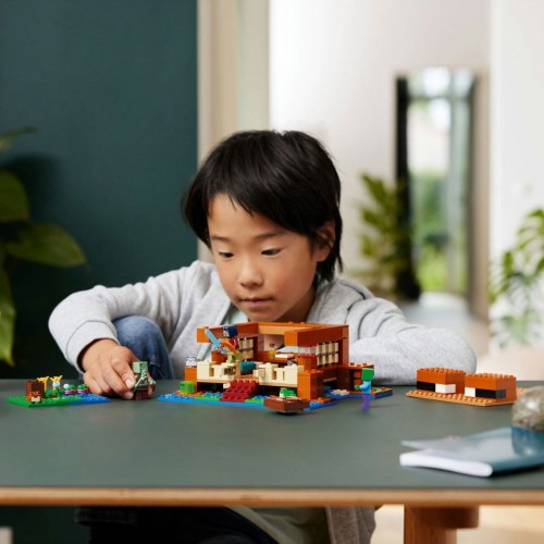 Lego Minecraft Kurbağa Evi 21256 (400 Parça)