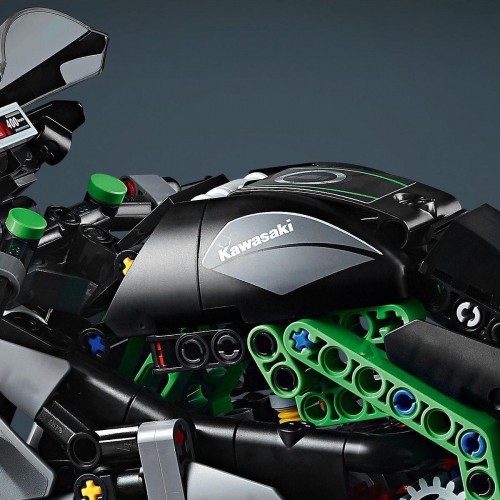 Lego Technic Kawasaki Ninja H2R Motosiklet 42170 (643 Parça)