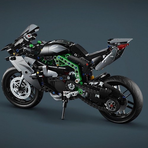 Lego Technic Kawasaki Ninja H2R Motosiklet 42170 (643 Parça)