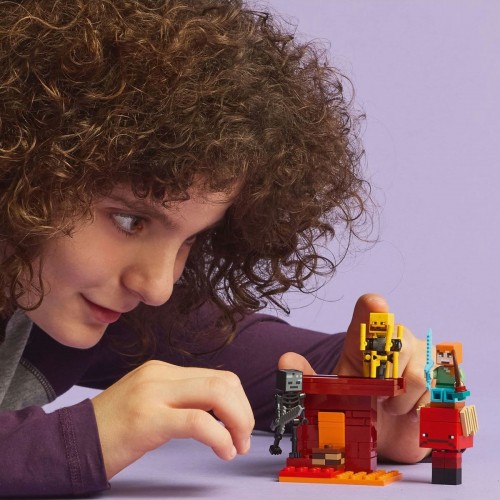Lego Minecraft Nether Lav Savaşı 21266 (99 Parça) Lego Minecraft Nether Lav Savaşı 21266 (99 Parça)