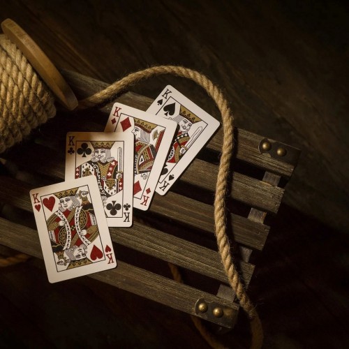 Theory11 Monarch Red Kırmızı Oyun Kağıdı Kartı Kartları Destesi Koleksiyonluk Theory11 Monarch Red Kırmızı Oyun Kağıdı Kartı Kartları Destesi Koleksiyonluk