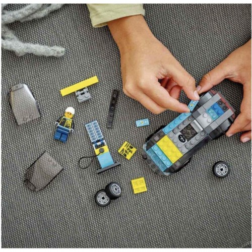 Lego City Elektrikli Spor Araba 60383 Yapım Seti (95 Parça) Lego City Elektrikli Spor Araba 60383 Yapım Seti (95 Parça)