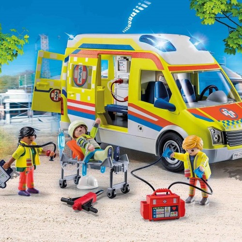Playmobil City Life Işıklı ve Sesli Ambulans Oyun Seti Oyuncakları 71202 (67 Parça) 