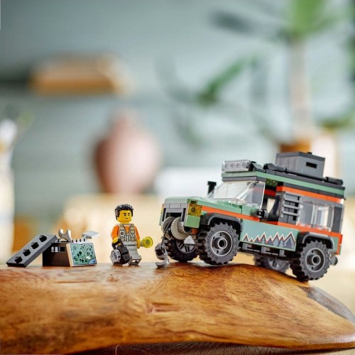Lego City 4x4 Arazi Dağ Arabası 60447 Yapım Seti (221 Parça)