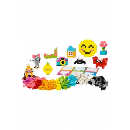 Lego Classic Yaratıcı Mutlu Kutu 11042 Yapım Seti (680 Parça)