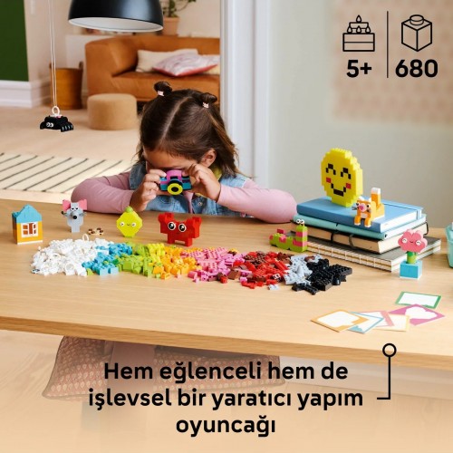 Lego Classic Yaratıcı Mutlu Kutu 11042 Yapım Seti (680 Parça) Lego Classic Yaratıcı Mutlu Kutu 11042 Yapım Seti (680 Parça)