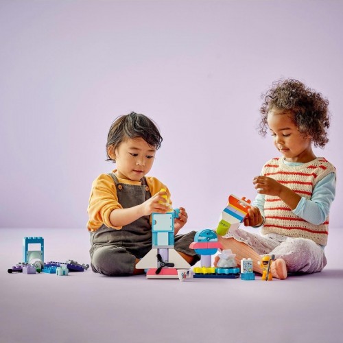 Lego DUPLO 3’ü 1 arada Uzay Mekiği Macerası Oyuncağı 10422 (58 Parça)